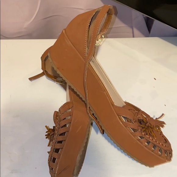 Chestnut sandals - Picture 3 of 3